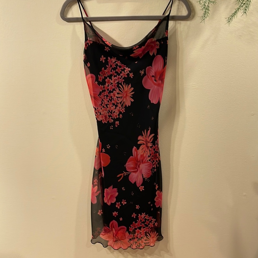 Vintage floral midi dress